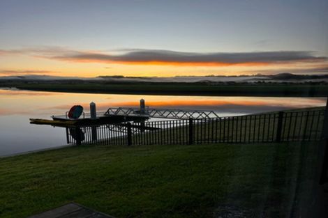 Photo of property in 28 Ngaroma Crescent, Whitianga, 3510