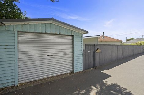 Photo of property in 203 Sutherland Road, Lyall Bay, Wellington, 6022