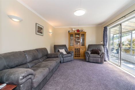 Photo of property in 27 Coach Road, Fairfield, Dunedin, 9018