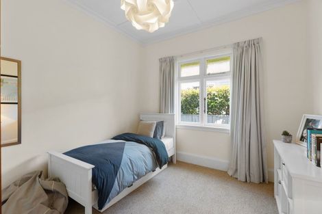 Photo of property in 10 Argyle Avenue, Takaro, Palmerston North, 4410