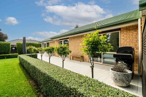 Photo of property in 10 Peel Close, Rolleston, 7614