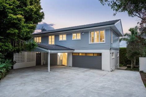 Photo of property in 107 East Coast Road, Castor Bay, Auckland, 0620