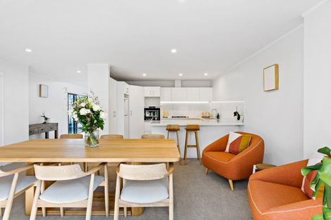 Photo of property in 6a Saint Jerome Avenue, Te Atatu Peninsula, Auckland, 0610