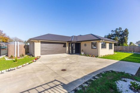 Photo of property in 14 Mataoho Lane, Mangere East, Auckland, 2024