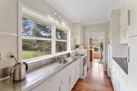 Photo of property in 332 Kuku East Road, Kuku, Manakau, 5570