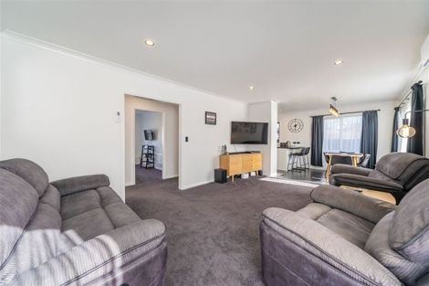 Photo of property in 6 Hudson Avenue, Ebdentown, Upper Hutt, 5018