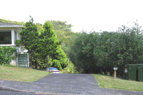 Photo of property in 2/18 Simon Ellice Drive, Bayview, Auckland, 0629