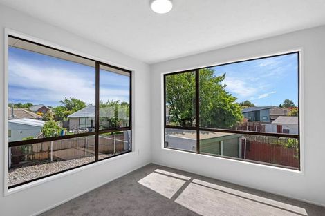 Photo of property in 66 Greendale Avenue, Avonhead, Christchurch, 8042