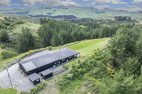 Photo of property in 1040 Kahuranaki Road, Kahuranaki, Havelock North, 4295