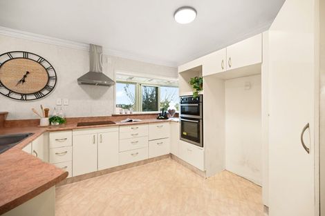 Photo of property in 33 Bartholomew Drive, Nawton, Hamilton, 3200
