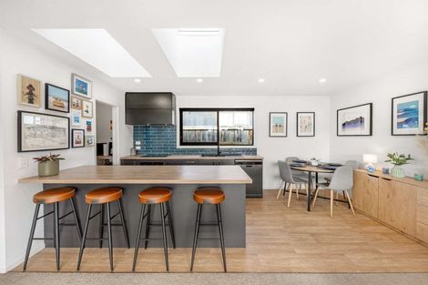 Photo of property in 5 Beach Crescent, Waikuku Beach, 7473