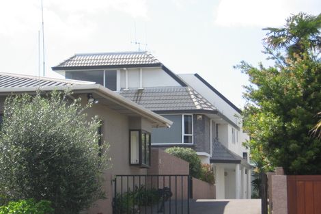 Photo of property in 35 May Street, Mount Maunganui, 3116
