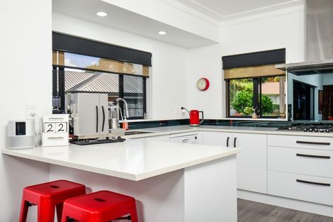 Photo of property in 22 Reynolds Drive, Glenview, Hamilton, 3206