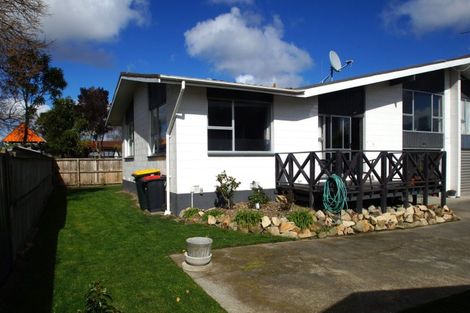 Photo of property in 24 Chilton Drive, Mairehau, Christchurch, 8052