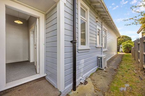 Photo of property in 240 South Road, Caversham, Dunedin, 9012