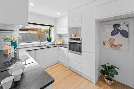 Photo of property in 26 Inverness Road, Browns Bay, Auckland, 0630