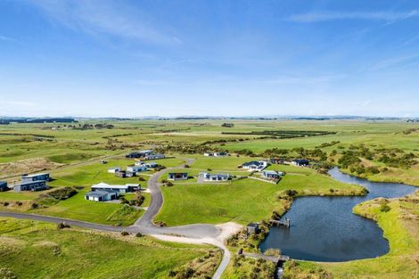 Photo of property in 10 Rosemount Road, Waverley, 4591
