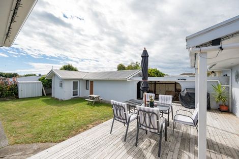 Photo of property in 32 Tennyson Crescent, Stoke, Nelson, 7011