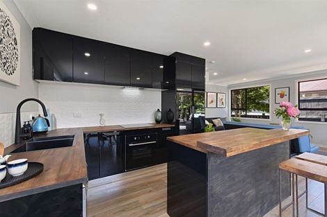 Photo of property in 174 Solar Road, Glen Eden, Auckland, 0602