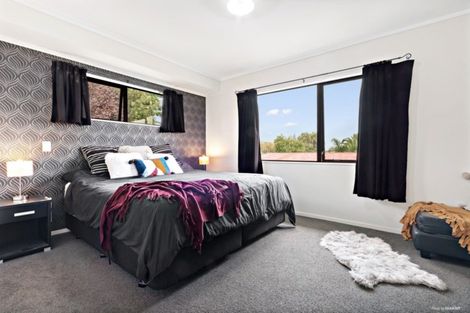 Photo of property in 67 Puriri Road, Pukekohe, 2120