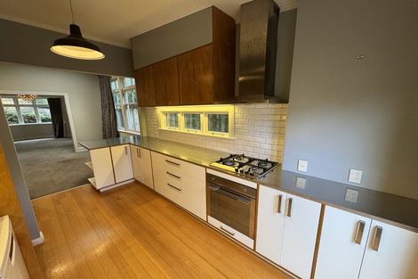 Photo of property in 29 Maida Vale Road, Roseneath, Wellington, 6011