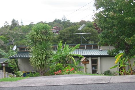 Photo of property in 26 South Lynn Road, Titirangi, Auckland, 0604