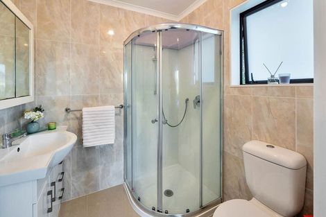 Photo of property in 23f Kamara Road, Glen Eden, Auckland, 0602