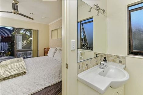 Photo of property in 5 Starlight Cove, Hobsonville, Auckland, 0618