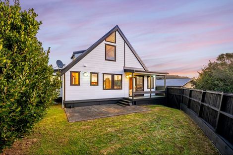 Photo of property in 90 Discovery Drive, Whitby, Porirua, 5024
