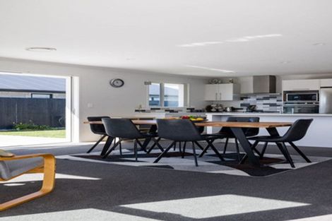 Photo of property in 36 Rose Leigh Drive, Cambridge, 3434