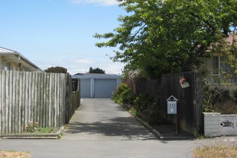 Photo of property in 2/31 Lamorna Road, Parklands, Christchurch, 8083