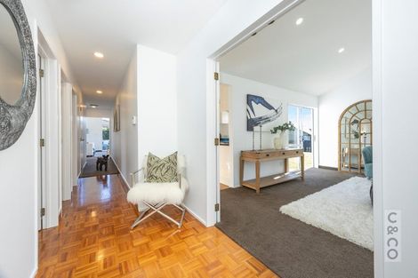 Photo of property in 4 Vintners Close, Huapai, Kumeu, 0810