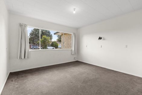 Photo of property in 128 Flaxmere Avenue, Flaxmere, Hastings, 4120