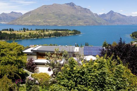 Photo of property in 27 Edinburgh Drive, Queenstown, 9300