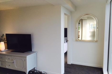 Photo of property in Nouvo Apartments, 4a/21 Rugby Street, Mount Cook, Wellington, 6021