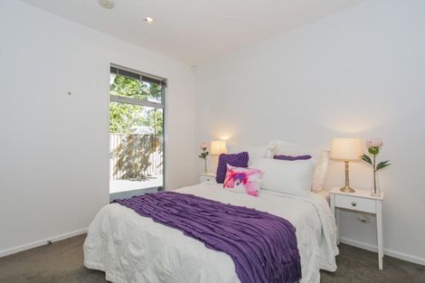 Photo of property in 2/64 Holly Road, St Albans, Christchurch, 8014