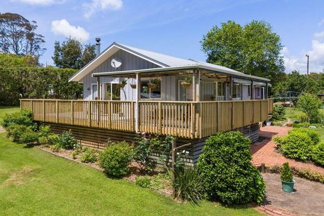 Photo of property in 7 Walker Road East, Aongatete, Katikati, 3178