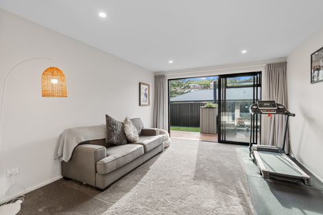 Photo of property in 64 Heathfield Drive, Mosgiel, 9024