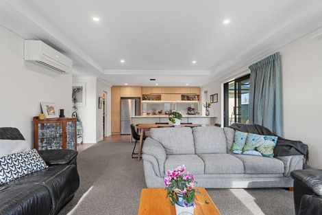 Photo of property in 37 Lock Crescent, Kaiapoi, 7630