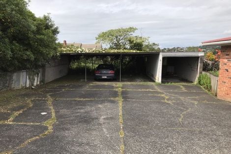 Photo of property in 65 Astley Avenue, New Lynn, Auckland, 0600