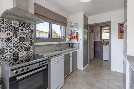 Photo of property in 30 Churchill Street, Waipukurau, 4200