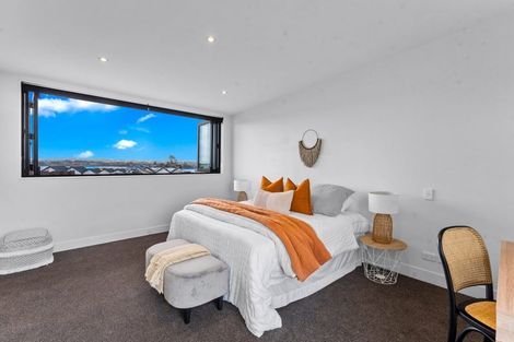 Photo of property in 254 Hobsonville Point Road, Hobsonville, Auckland, 0616