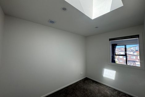 Photo of property in 8 Kautawa Lane, Massey, Auckland, 0614