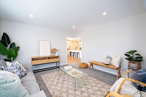 Photo of property in 12 George Yee Place, Taradale, 4112