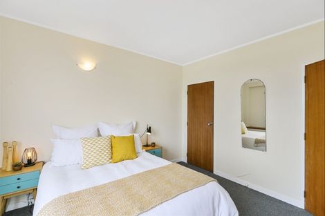 Photo of property in Hobson Court Flats, 66/70u Hobson Street, Thorndon, Wellington, 6011