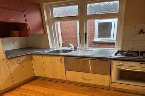 Photo of property in 4/58 Brougham Street, Mount Victoria, Wellington, 6011