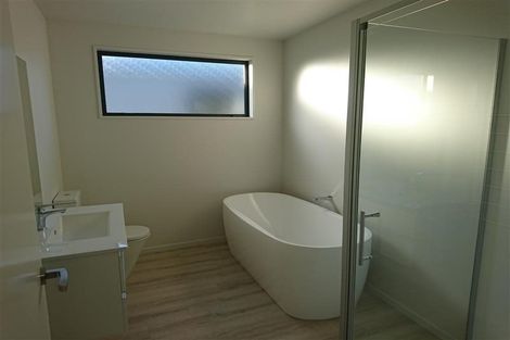 Photo of property in 32 Glen Dene Crescent, Wanaka, 9305