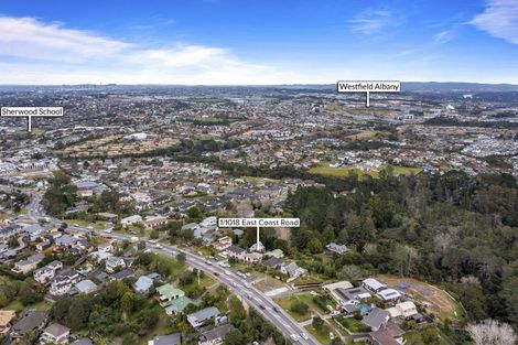 Photo of property in 1/1018 East Coast Road, Fairview Heights, Auckland, 0630