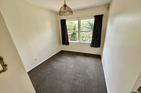 Photo of property in 8 Coletta Lane, Te Atatu South, Auckland, 0610