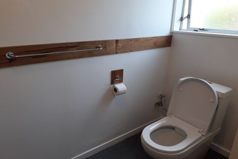 Photo of property in 192f1 Onepu Road, Lyall Bay, Wellington, 6022